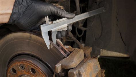 measuring disc brake pad thickness|brake pad minimum thickness mot.